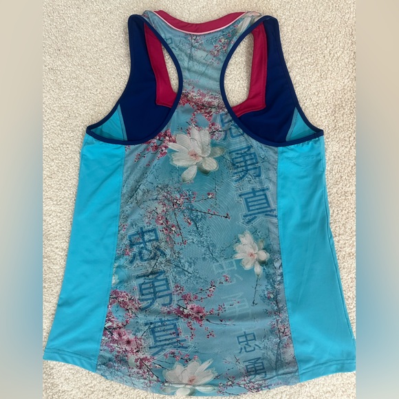 Crowned Athletics - HONORABLE PRINCESS FLOW TANK TOP - Picture 5 of 11